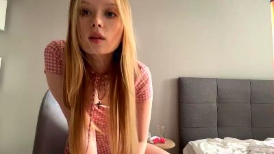 JanyceHabowski live from France