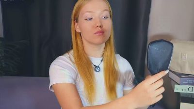 JennieMediano live from France