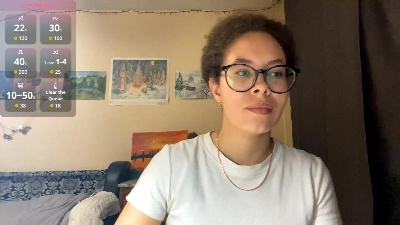 KamalaSkiver live from United States