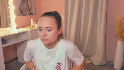 KelleeWitschi live from Poland