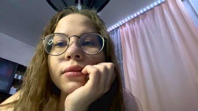 KirstinSeth live from France