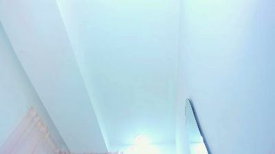 Larissa_Miller live from Colombia