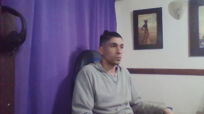 Leon4089 live from Argentina