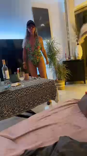 Loriginal32 live from France