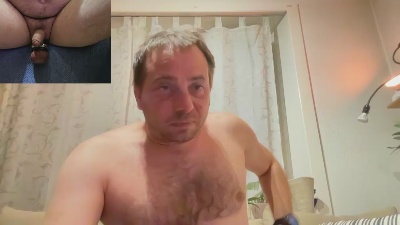 Lucaslave86 live from Italy