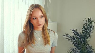 LudieAugustave live from France