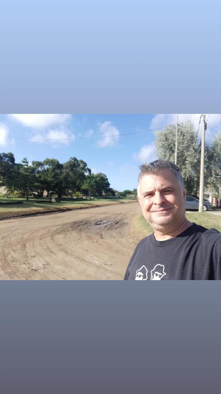 Luzbehot live from Argentina