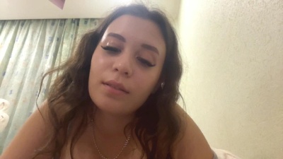 MarchelleKnier live from France