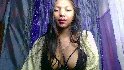 MariahRk live from Madagascar