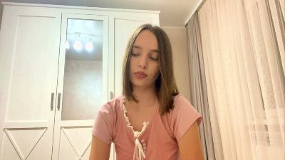 MelindaMoors live from United States