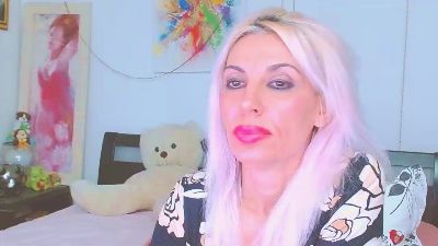 MissLara123 live from Russia