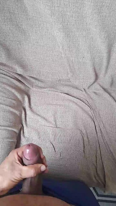 Morenodiscret35 live from Brazil