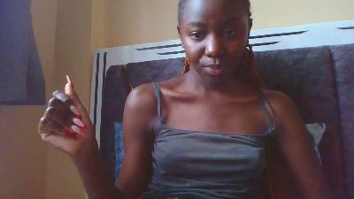 PRETTYPETITE001 live from South Africa