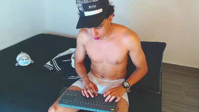 Robisson_zack live from Colombia