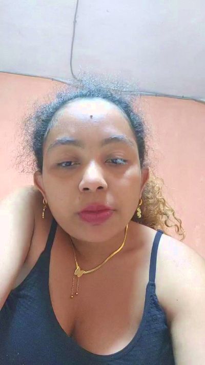 Sandohot live from Madagascar