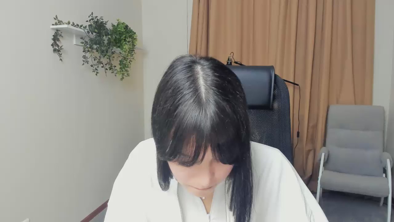 SonyaMory live from United States