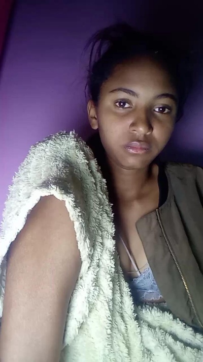 Sylvanah2 live from Madagascar