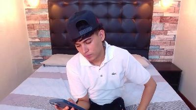 Tayler_Star_ live from Colombia