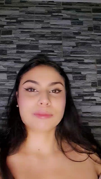 ValenLondon2 live from Colombia