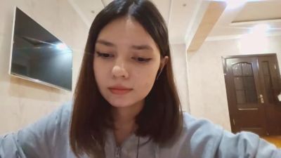 ValerieChavous live from United States