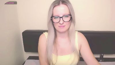 VanillaX_ live from United States
