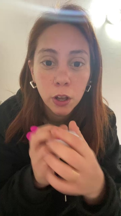 Velvetstefania live from Argentina