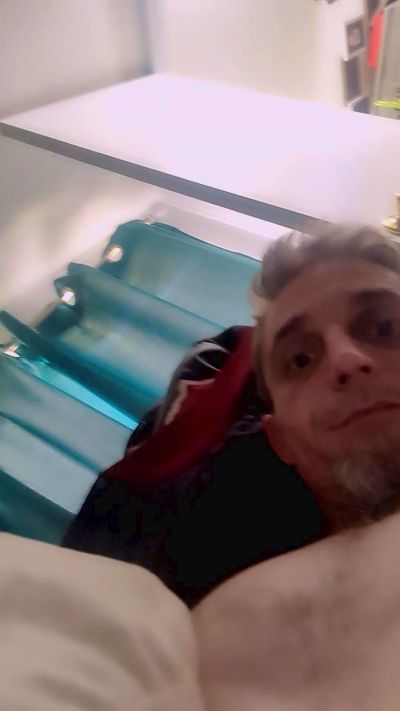 Wren2x live from United States