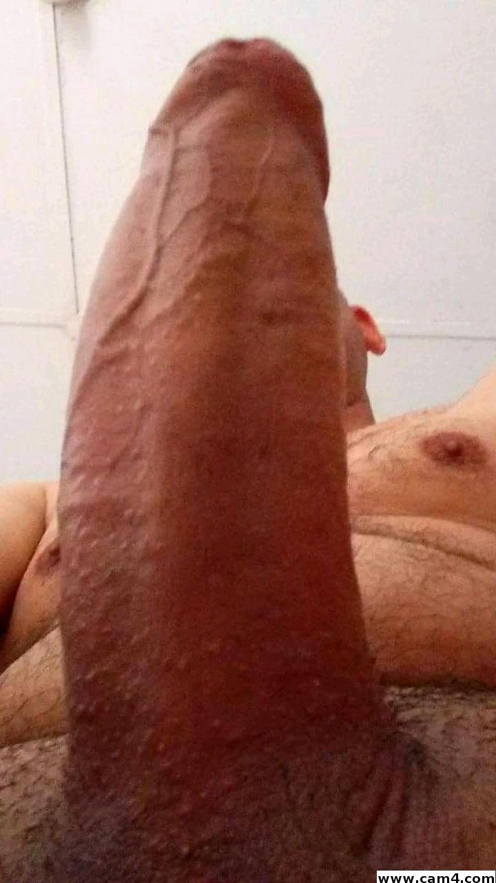 charlesvilor live from United Arab Emirates
