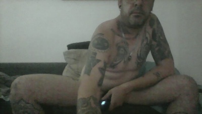 chema00000 live from Switzerland