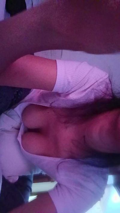 chinitaa333 live from Argentina