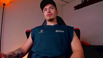 cody_lee2 live from Colombia