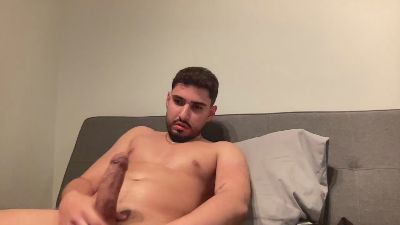 dannyhot23 live from Chile