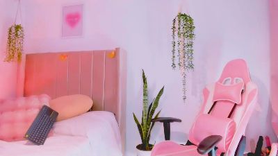 dulce_doll live from Colombia