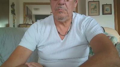 gyordy1 live from Italy