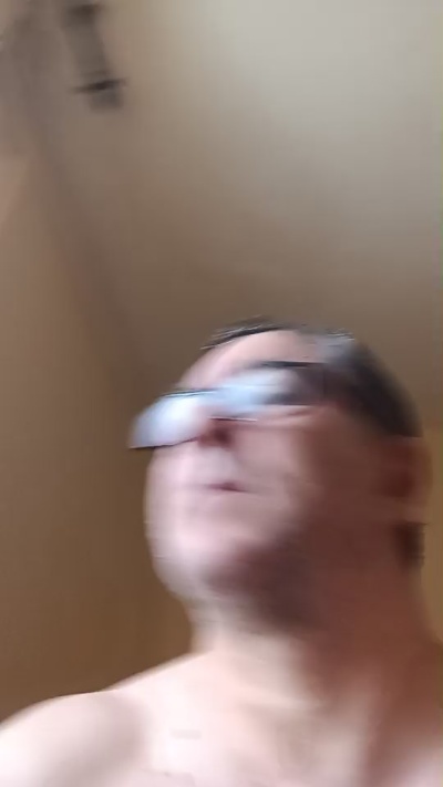 hola_soy_gato live from Spain