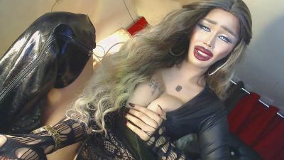 holly_Queen live from Philippines