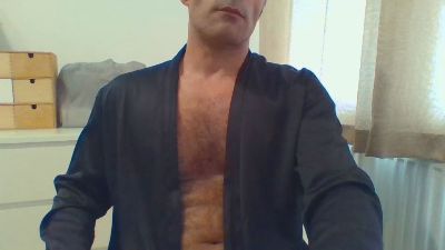 hotadiction live from United Kingdom