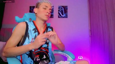 jake_joaquin02 live from Colombia