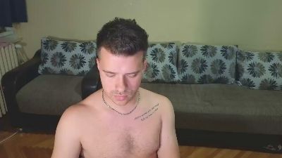 johnnylove22 live from United States
