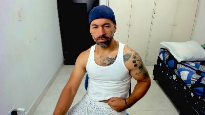 jonas1605 live from Colombia