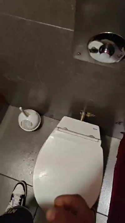 jonny699991 live from Italy