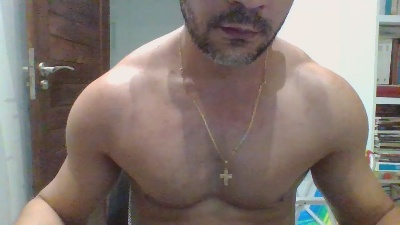 kdutelles007 live from Brazil