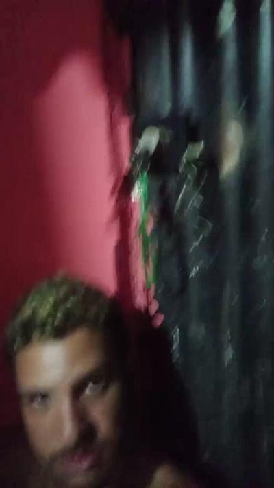 klebersantos1 live from Brazil