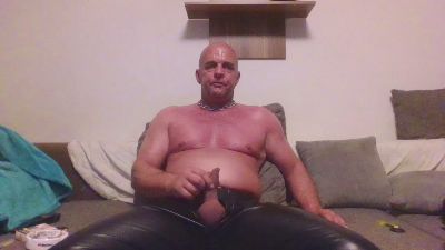 leatherface6 live from Germany