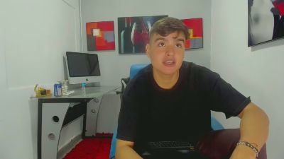 liam_person_ live from Colombia