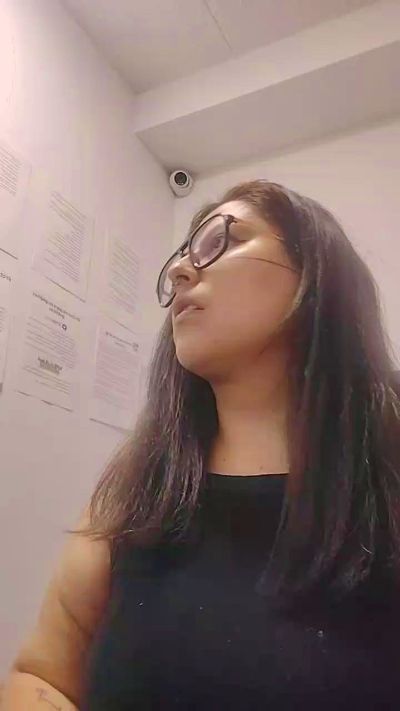 lilith_tyler live from Colombia