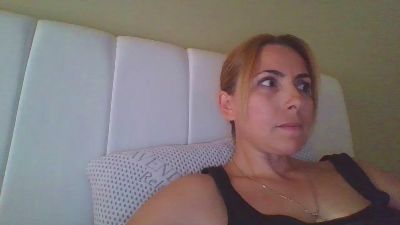 lovesiara1 live from Germany
