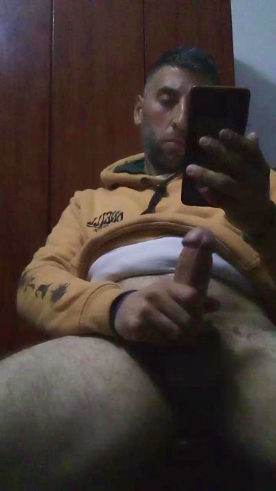nachoclaps live from Argentina