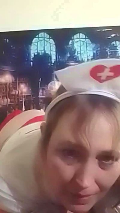 naughtynichole1 live from United States