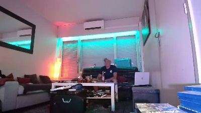 pat1308 live from France